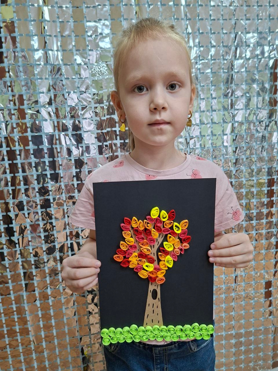 Осеннее дерево в технике квиллинг